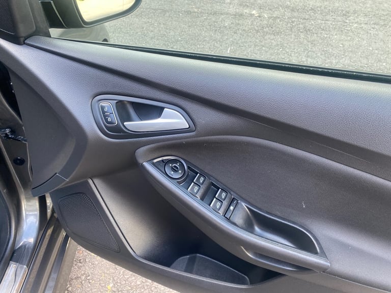 2018 Ford Focus 1.0 EcoBoost 140 ST-Line X 5dr HATCHBACK Petrol Manual
