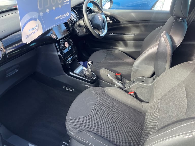 2017 DS Automobiles DS 3 1.2 PureTech 82 Connected Chic 3dr HATCHBACK Petrol Manual