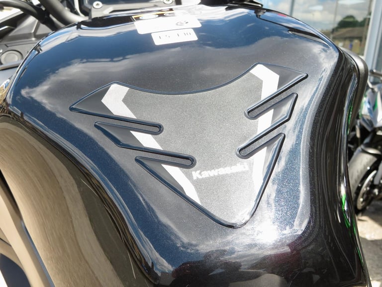 KAWASAKI VERSYS 650 2025