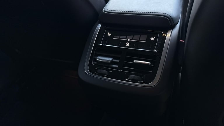 2024 Volvo XC60 Plus, B5 AWD Mild hybrid, Petrol, Dark Estate Petrol Automatic