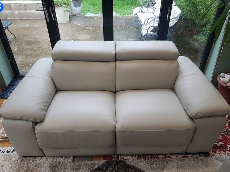 QUALITY DESIGNER ITALIAN MADE VERONA LEATHER POWER RECLINER SOFA USB CHARGING
