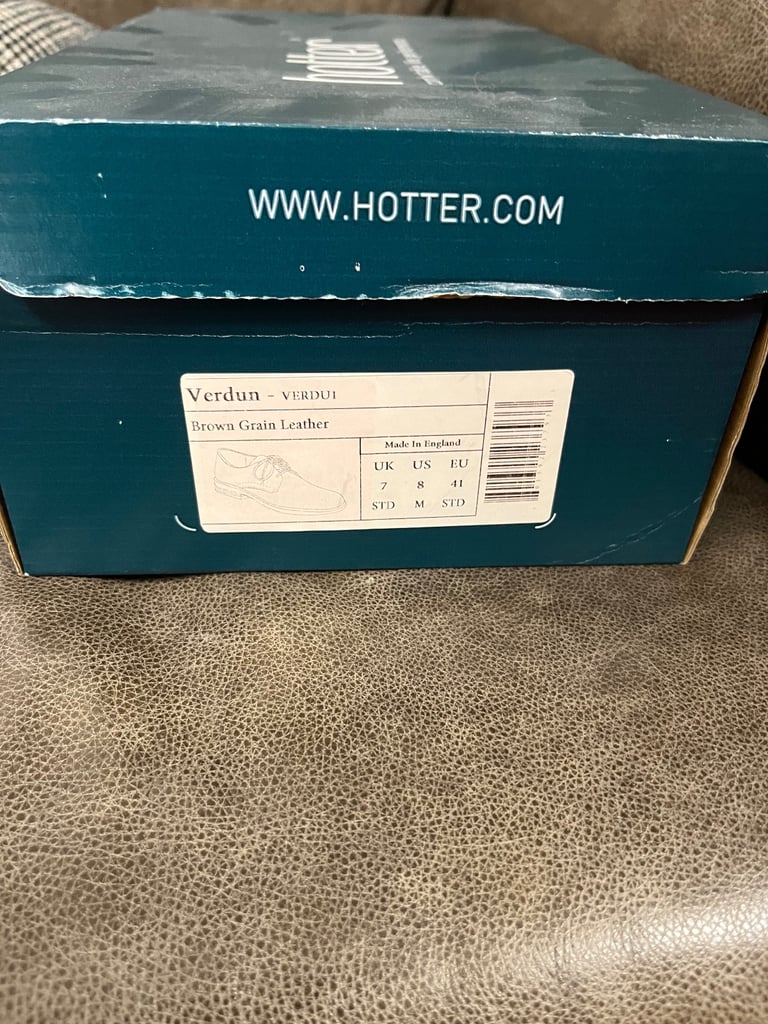 New Hotter men’s brown grain leather shoes size 7