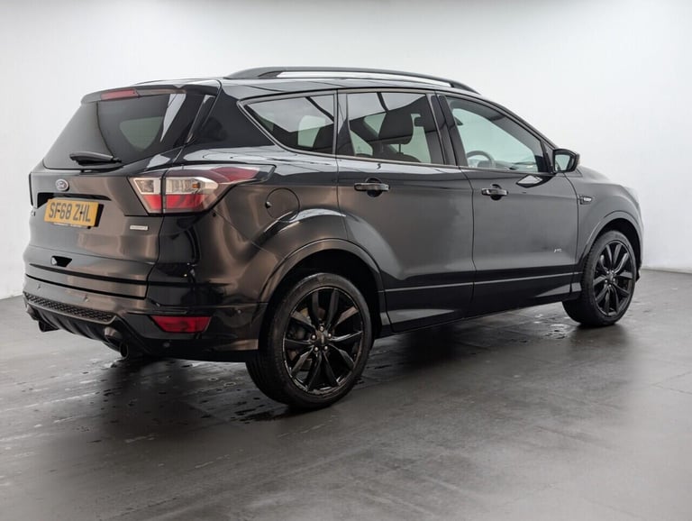 2018 Ford Kuga 1.5T EcoBoost ST-Line X SUV 5dr Petrol Auto AWD Euro 6 (s/s) (176 ps) - PAN HATCHB...