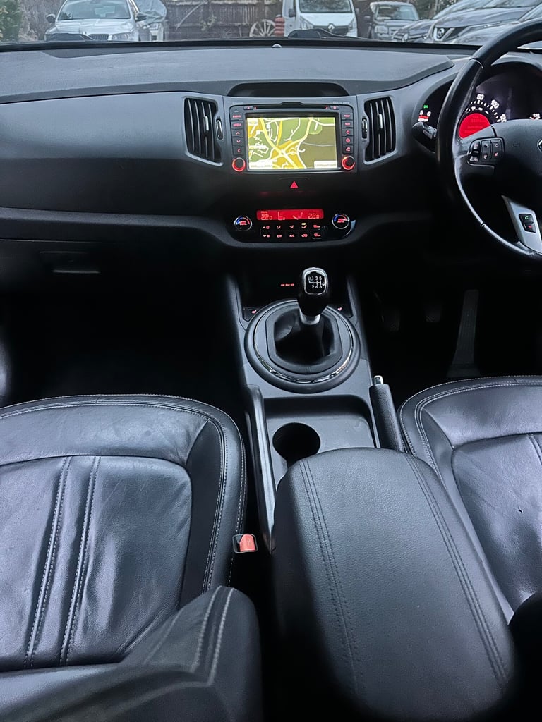 2013 Kia Sportage 1.7 CRDi ISG 3 5dr [Sat Nav] ESTATE Diesel Manual