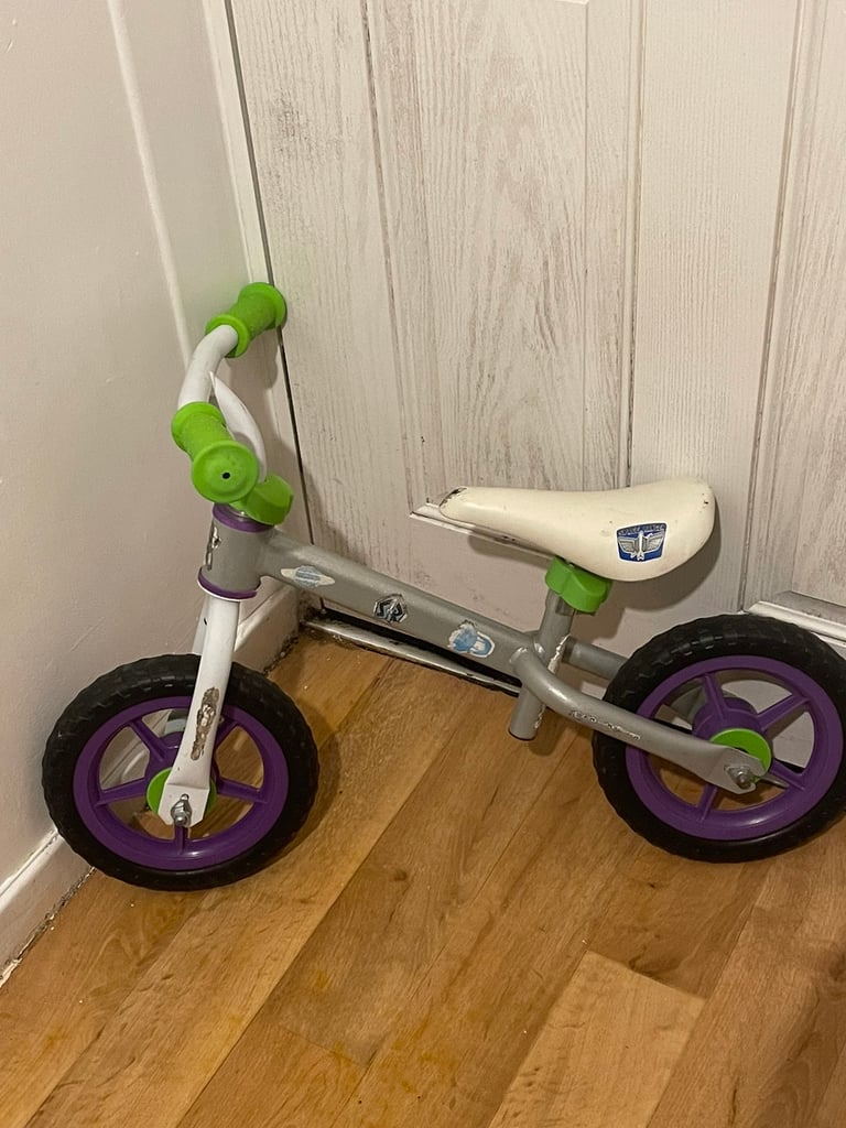 Buzz balance bike cheap