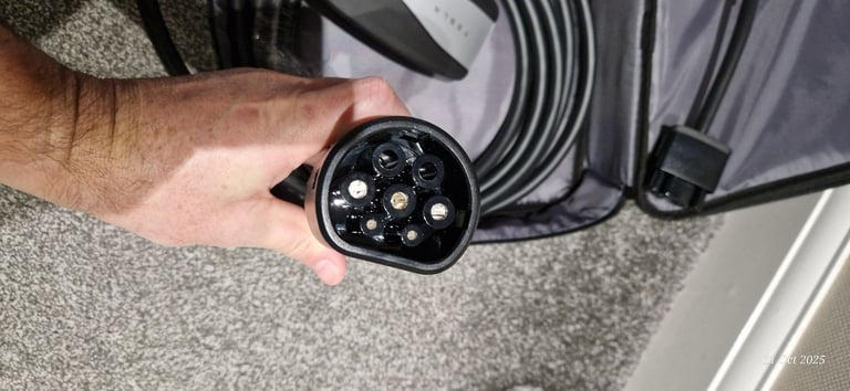 Tesla Mobile Charger 3kw_only £90