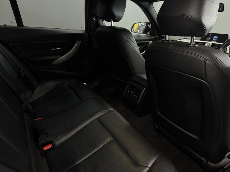 2014 BMW 3 Series 2.0 320d M Sport Touring xDrive Euro 5 (s/s) 5dr ESTATE Diesel Manual