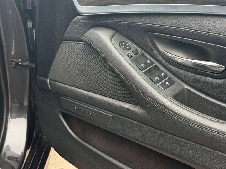 2011 BMW 5 Series 3.0 530D M Sport Auto 5dr Estate Diesel Automatic