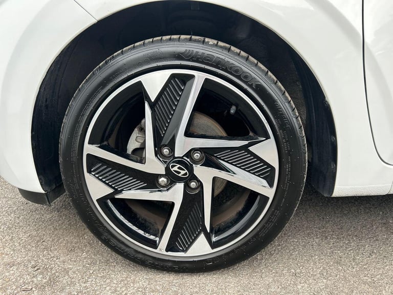 2024 Hyundai i10 1.0 Premium Hatchback 5dr Petrol Auto Euro 6 (s/s) (63 ps) Hatchback PETROL Auto...