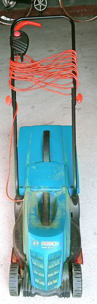 image for A Bosch Rotak 32-12 Rotary Lawnmower 