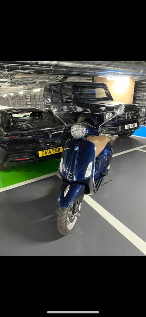 Piaggio, VESPA, 2023, 49 (cc)