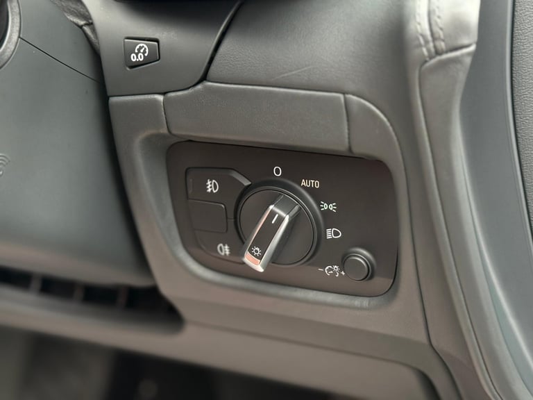 Audi R8 5.2 FSI V10 Spyder S Tronic quattro Euro 6 (s/s) 2dr