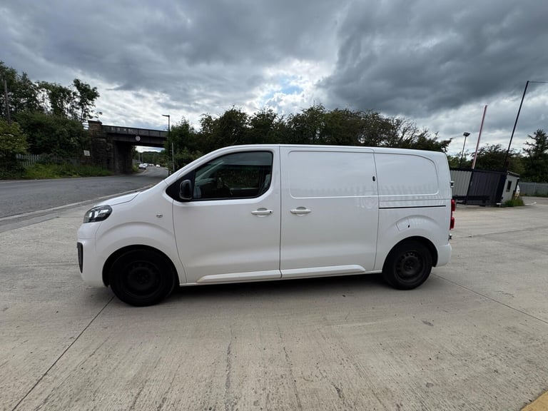 2022 Vauxhall Vivaro 1.5 Turbo D 2700 Sportive L1 H1 Euro 6 (s/s) 5dr PANEL VAN Diesel Manual