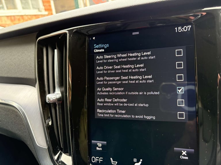 2018 Volvo V60 2.0 V60 Momentum Pro D3 Auto 5dr Estate Diesel Automatic