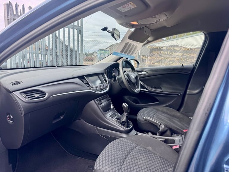 2016 Vauxhall Astra 1.6 CDTi ecoFLEX Design Hatchback 5dr Diesel Manual Euro 6 (s/s) (110 ps) Hat...