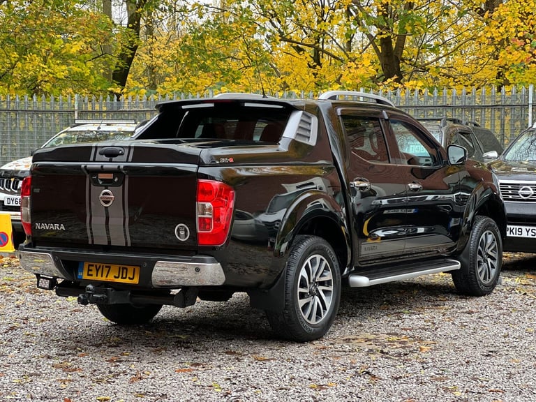 2017 Nissan Navara Double Cab Pick Up Tekna 2.3dCi 190 4WD PICK UP DIESEL Manual