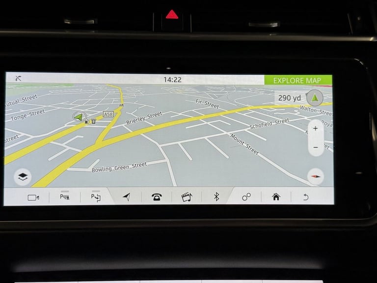 2018 Land Rover Range Rover Velar 2.0 D240 R-Dynamic HSE SUV 5dr Diesel Auto 4WD Euro 6 (s/s) (24...