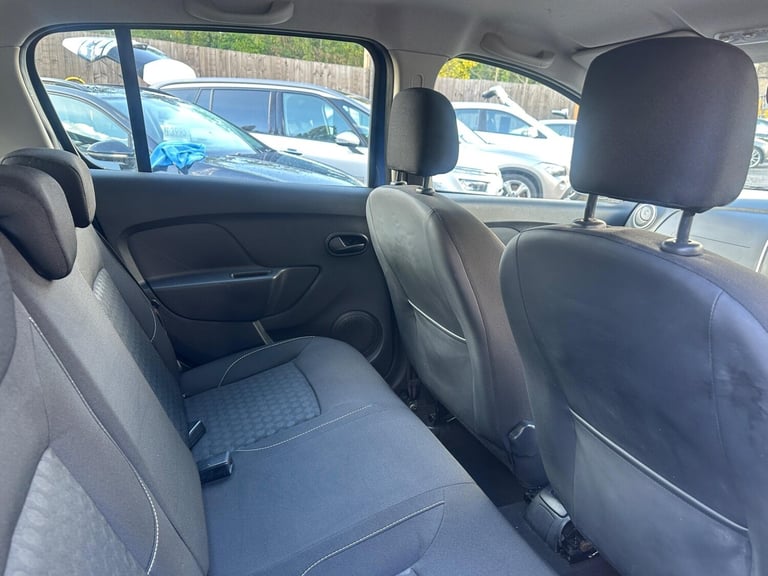 2013 Dacia Sandero 0.9 TCe Laureate Euro 5 5dr HATCHBACK Petrol Manual