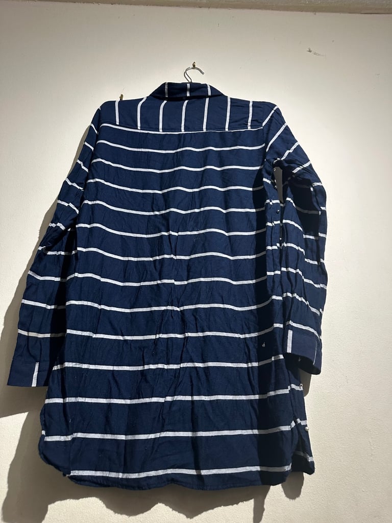 Shirt women.  Size l