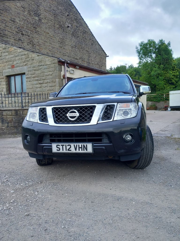 Nissan, PATHFINDER, Estate, 2012, Manual, 2488 (cc), 5 doors