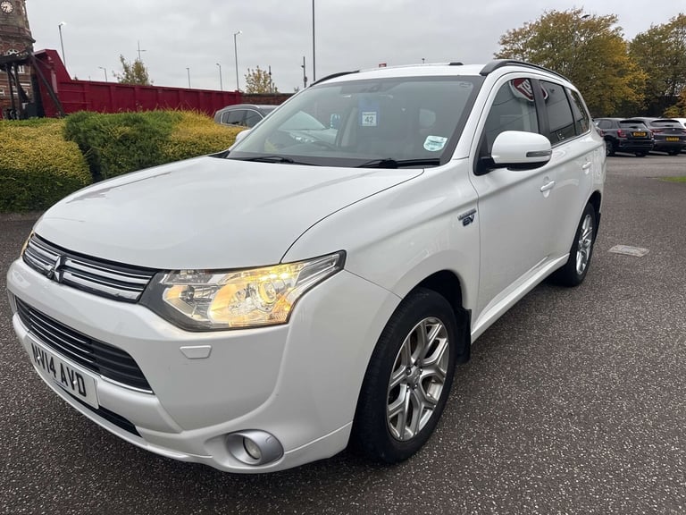 2014 Mitsubishi Outlander 2.0h 12kWh GX4h SUV 5dr Petrol Plug-in Hybrid CVT 4WD
