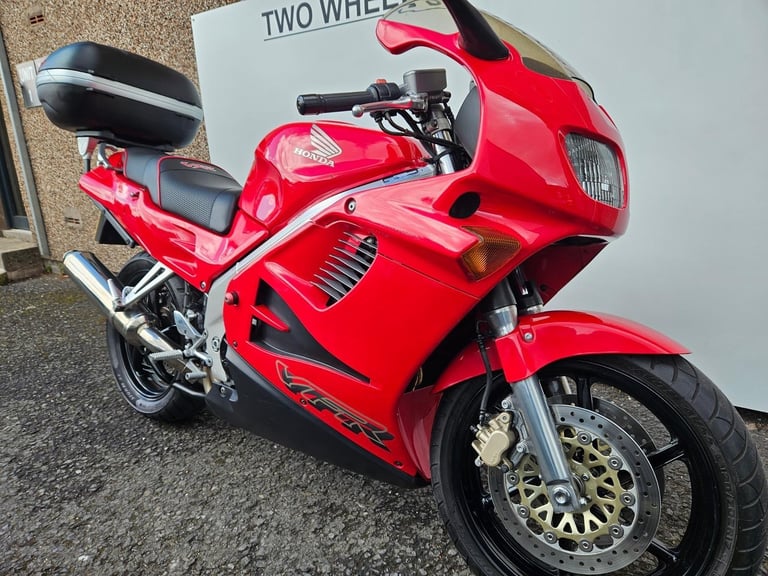 Honda vfr750 in lovely condition immaculate condition 