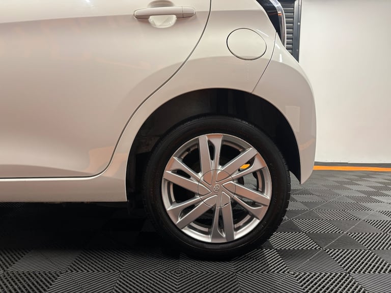 2014 Toyota AYGO 1.0 VVT-i X-Pression 5dr x-shift HATCHBACK Petrol Manual