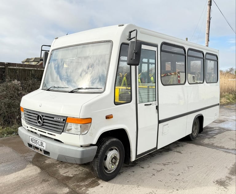 2005 MERCEDES VARIO 614 MINIBUS CAMPER MOTORHOME RACEVAN RAMP-LIFT 35,000 MILE!!