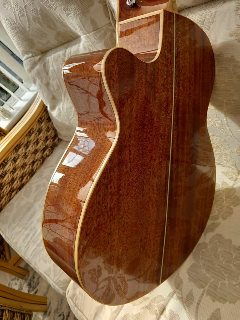 Unused Tanglewood TW4CE SB Electro Acoustic Super Folk Guitar 