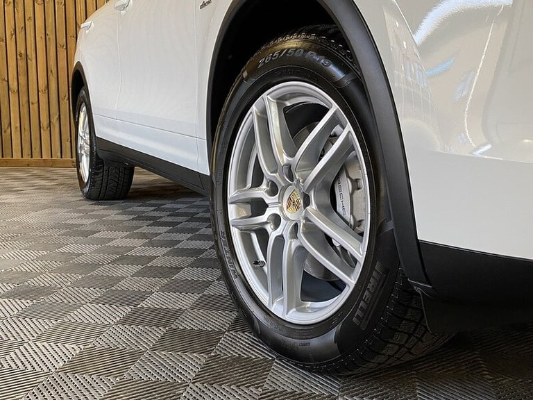 2016 Porsche Cayenne TD V8 S SUV Diesel Automatic