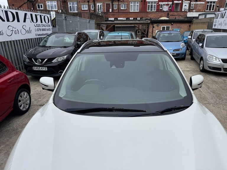 2017 Nissan Qashqai 1.2 DIG-T N-Connecta SUV 5dr Petrol XTRON 2WD Euro 6 (s/s)