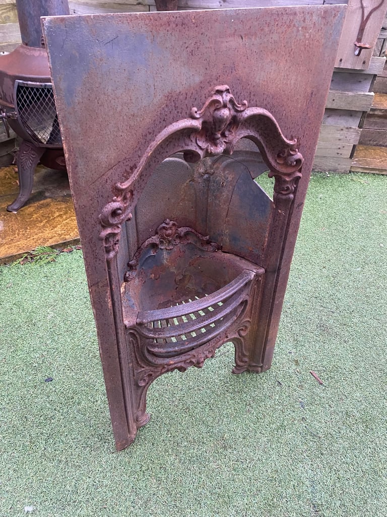 Victorian bedroom fireplace 