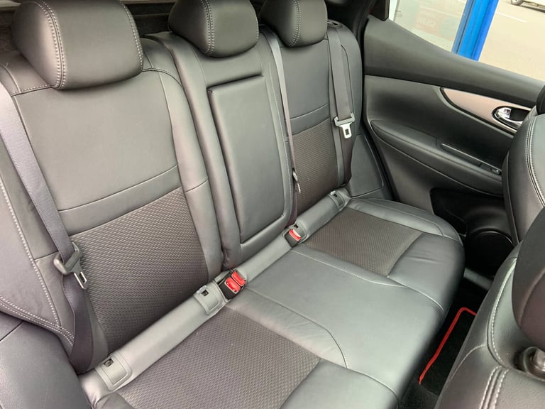 2017 Nissan Qashqai TEKNA 1.5 DCI 110PS Hatchback DIESEL Manual