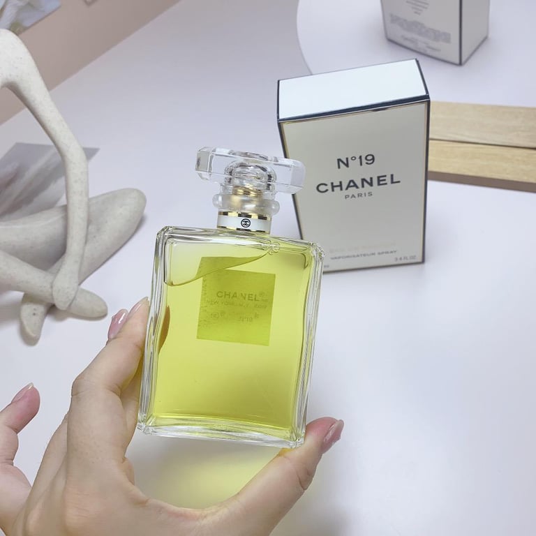 N°19 CHANEL PARIS EAU DE PARFUM 100ml women 