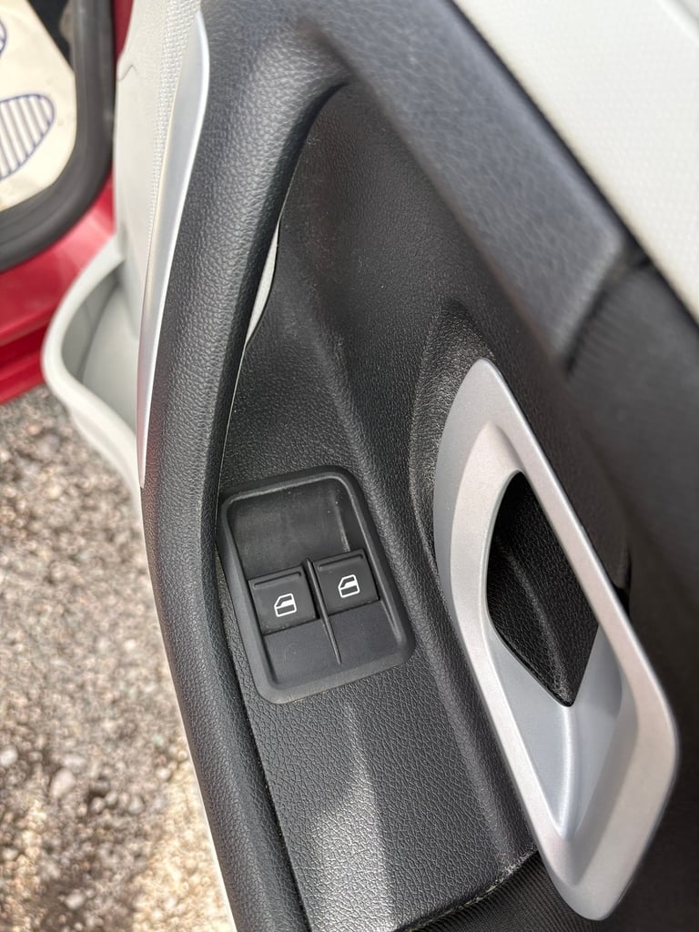 2009 Skoda Fabia 1.2 12V 2 5dr HATCHBACK PETROL Manual
