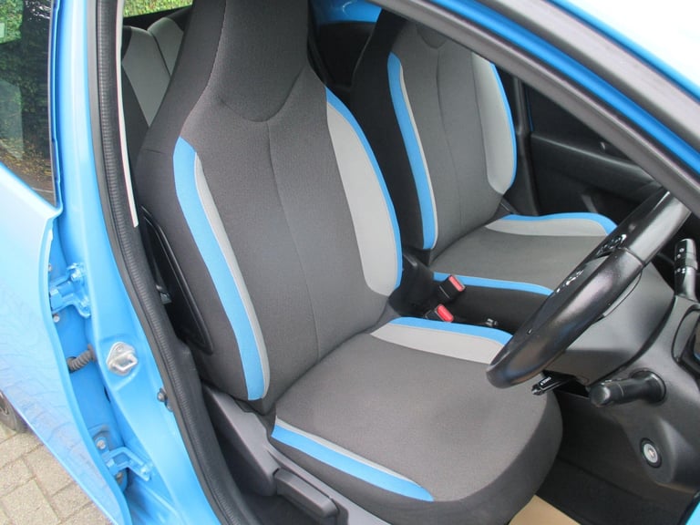 2016 Toyota AYGO 1.0 VVT-i x-cite Euro 6 5dr HATCHBACK Petrol Manual