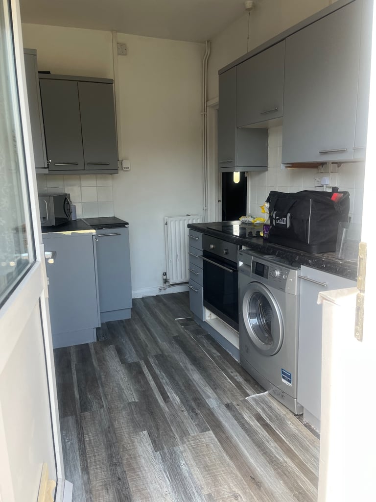 2 Double Bedroom House 