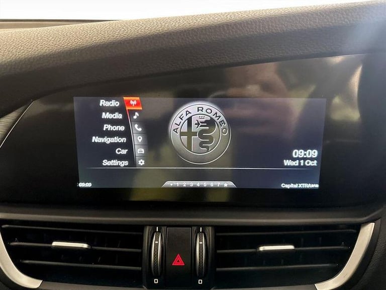 2019 Alfa Romeo Giulia 2.2 TD Tecnica Auto Euro 6 (s/s) 4dr Automatic Saloon Diesel Automatic