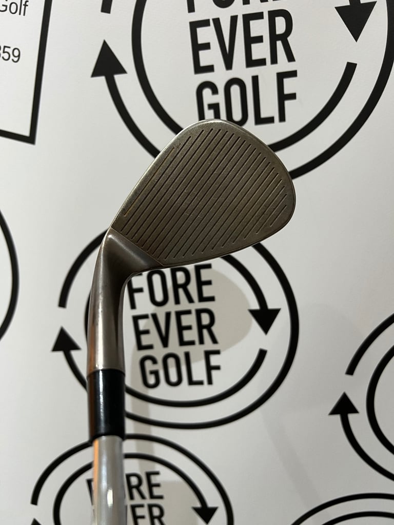 TAYLORMADE HI-TOE 4 SAND WEDGE / 54 Deg / RH / Wedge Flex / V.GOOD USED