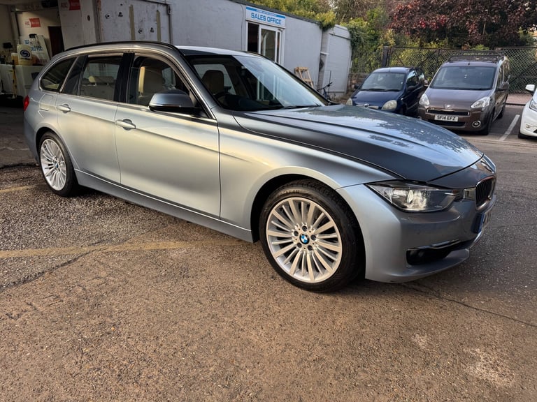 2013 BMW 3 Series 3.0 330d Luxury Touring 5dr Diesel Auto xDrive Euro 5 (s/s)