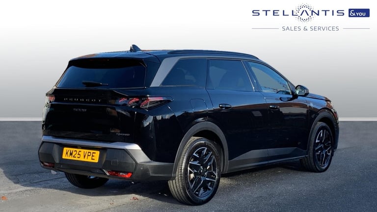 2025 Peugeot 5008 1.2 Hybrid 136 GT 5dr e-DSC6 HATCHBACK PETROL Automatic