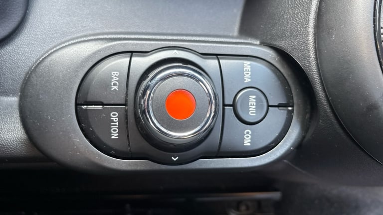 2018 MINI Hatch 1.5 Cooper II 3dr Auto HATCHBACK PETROL Automatic