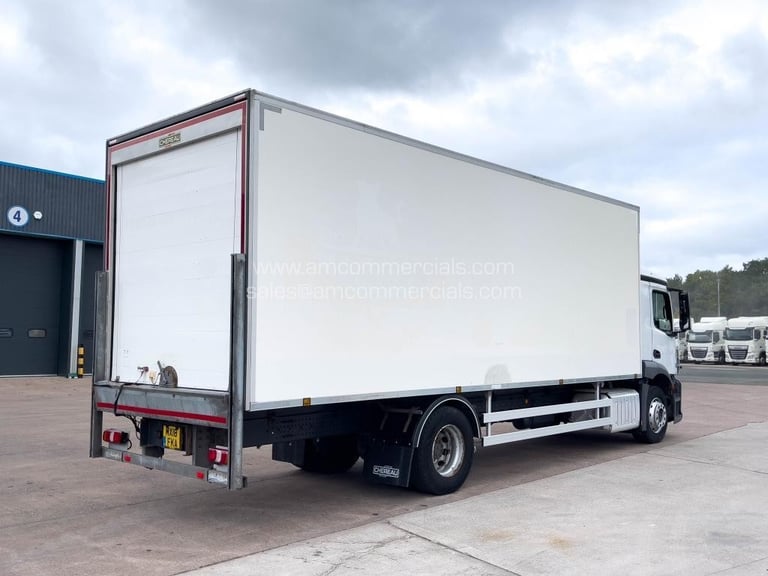 2018 (18) MERCEDES-BENZ ANTOS 1824L 18T SINGLE TEMP FRIDGE TRUCK