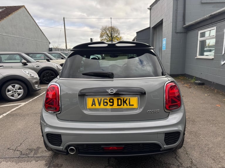 2019 MINI Hatch 1.5 Cooper Sport Hatchback 3dr Petrol Manual Euro 6 (s/s) (136 ps) HATCHBACK Petr...