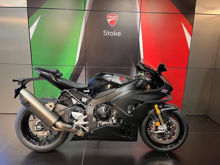 HONDA CBR 1000 RR FIREBLADE CARBON LTD EDITION STUNNING !