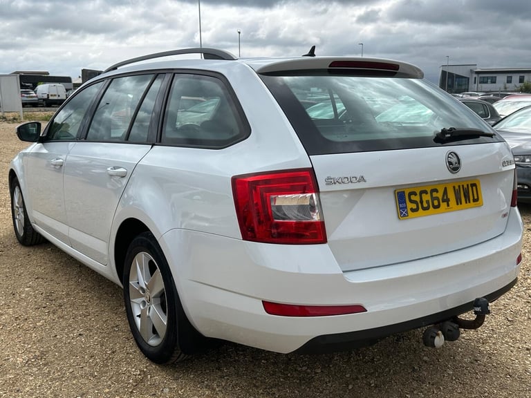 2014 Skoda Octavia 2.0 TDI Tour de France 4WD Euro 5 (s/s) 5dr ESTATE Diesel Manual