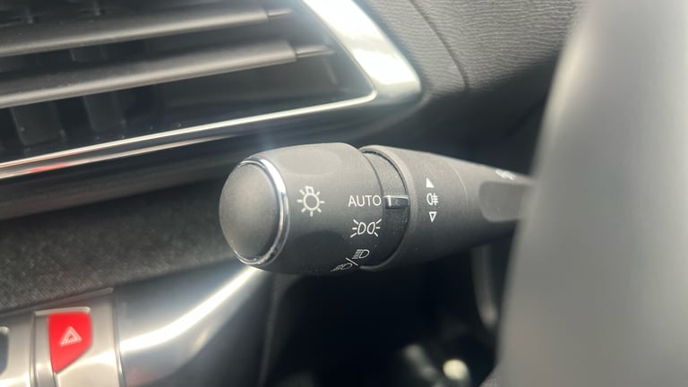 2024 Peugeot 3008 1.6 Hybrid 180 Allure Premium+ 5dr e-EAT8 Estate Estate Hybrid Automatic