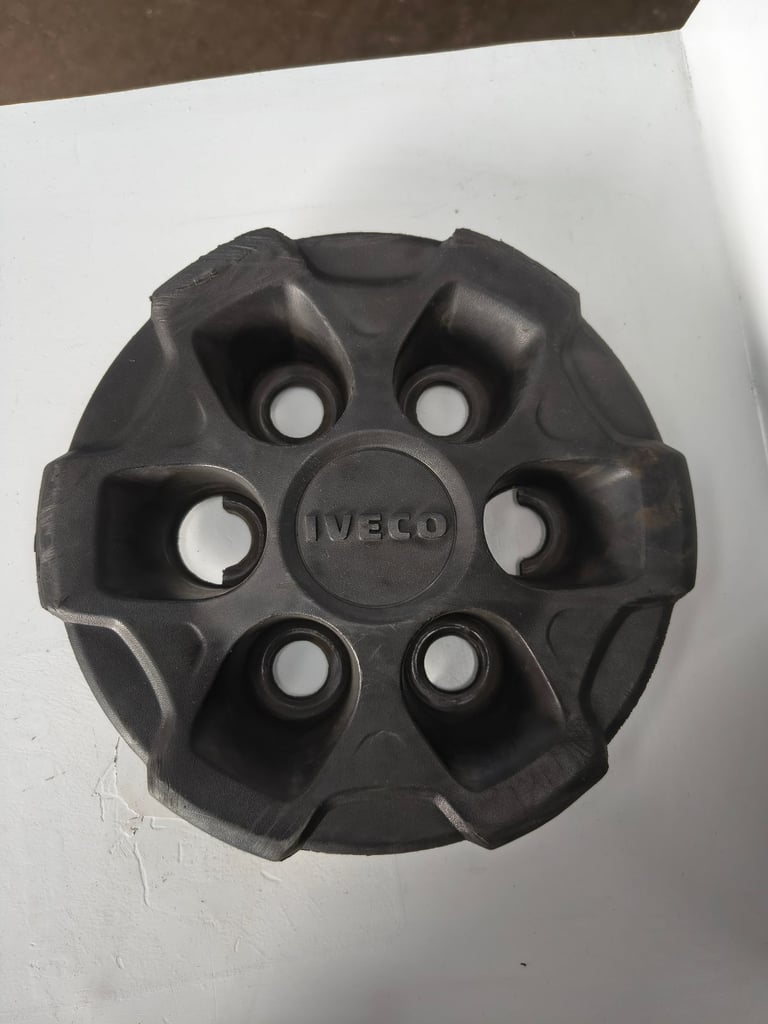 Iveco Daily Wheel Hubs x 3 5801A804147 (SEE DESCRIPTION ABOUT PART NUMBER)