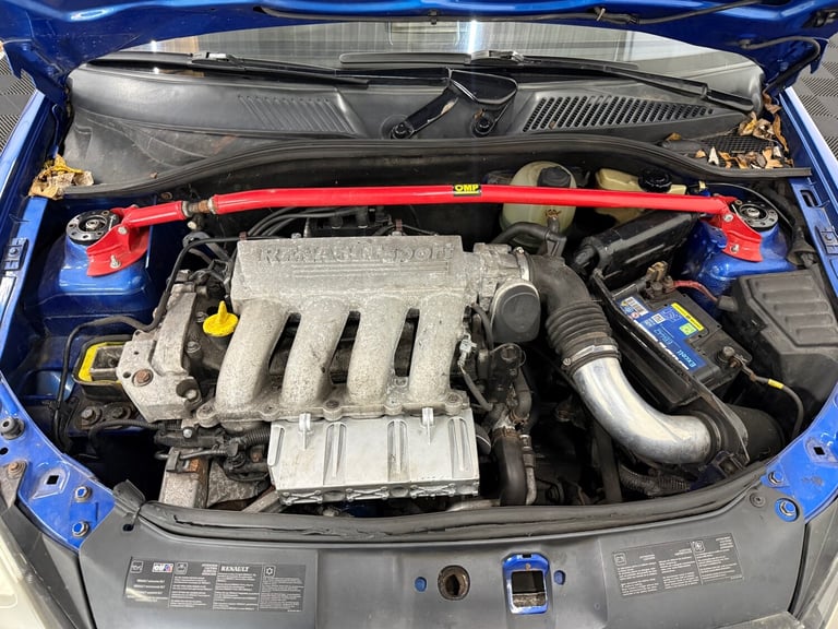 2005 RENAULT CLIO 2.0 16V 182 SPORT TRACK CAR AND TRAILER SET