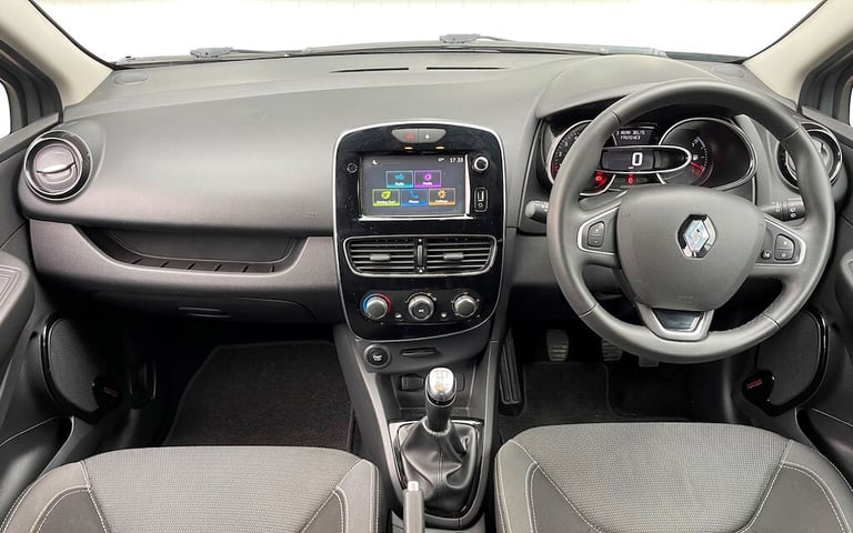 2018 Renault Clio 1.5 dCi Urban Nav Hatchback 5dr Diesel Manual Euro 6 (s/s) (90 ps) Hatchback Di...